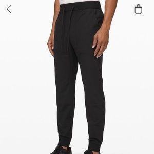 Lululemon ABC Joggers black size M